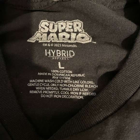 Super Mario Brothers Tshirt Size Large - Picture 3 of 3